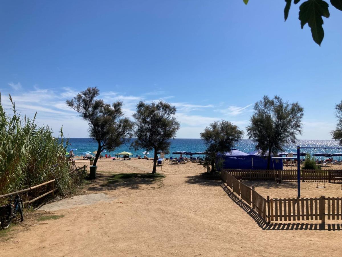 Albatross Mobile Homes On Camping Cala Canyelles Lloret de Mar Eksteriør bilde